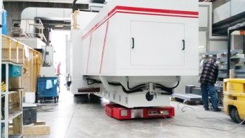 200噸電動搬運(yùn)小坦克案例二 200噸電動搬運(yùn)小坦克案例二