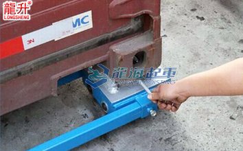 LHCF集裝箱搬運小坦克細節圖一 LHCF集裝箱搬運小坦克細節圖一