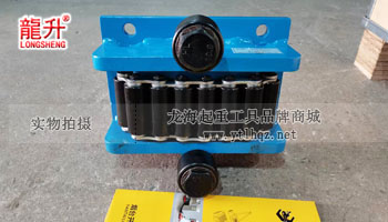 帶導向輪載重滾輪小車實物